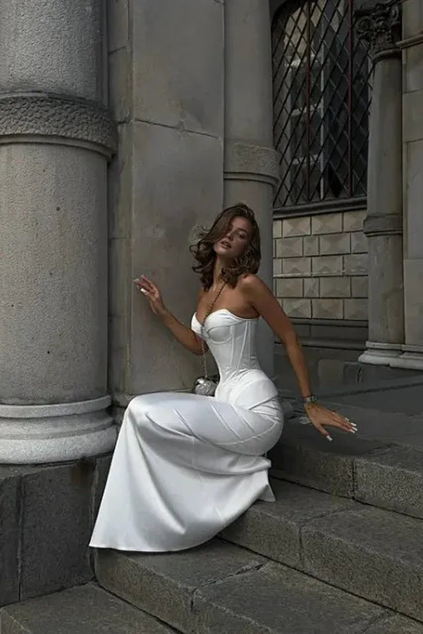 Robe de bal longue en satin blanc avec corset et décolleté en cœur style sirène Weitese